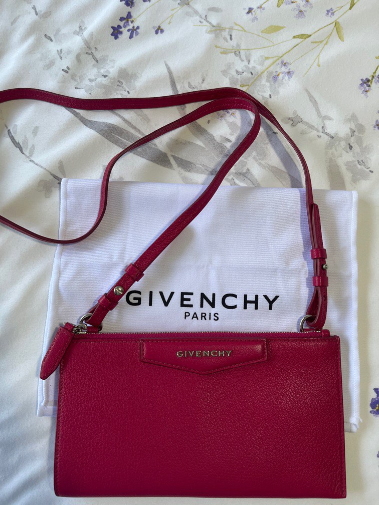 Givenchy deals antigona crossbody