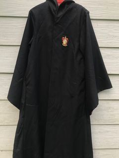 Gryffindor robe harry potter