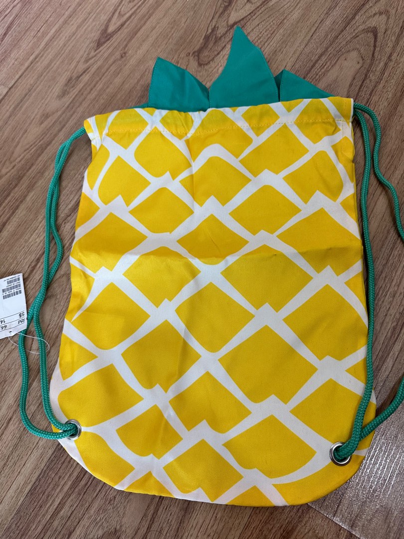 H M pineapple drawstring bag