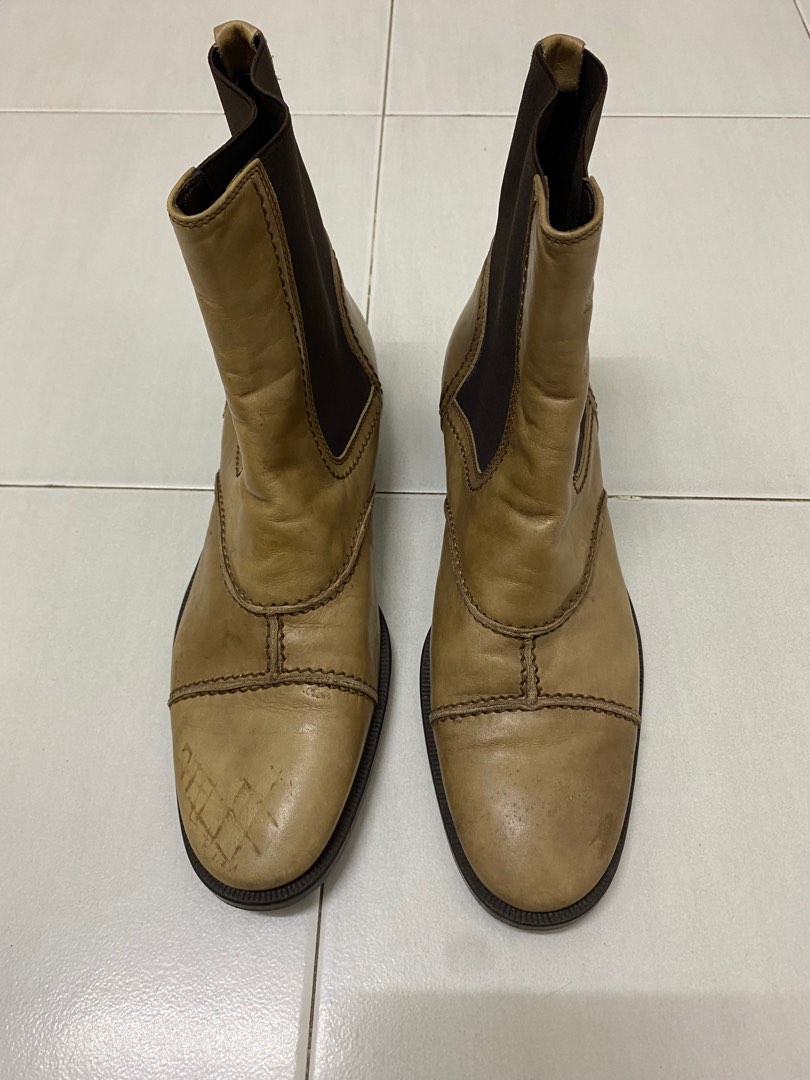 HUGO BOSS LEATHER BOOTS Women s Fashion Footwear Boots on Carousell