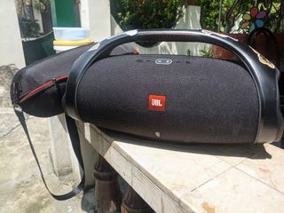 JBL Boombox 2