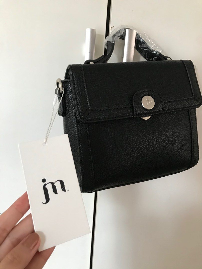 BRAND NEW AUTHENTIC JESSICA MOORE CLUTCH/PURSE/CHAIN KILI BAG IN FAWN,  Women's Fashion, Bags & Wallets, Shoulder Bags on Carousell