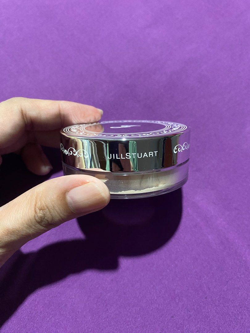 Jill Stuart setting powder (Category: Makeup) located in Makati City. Submitted by khatiecat (Listing ID 1253388037, Image 2). Description: brand new, sealed setting powder and translucent powder in natural shade nice compact package.