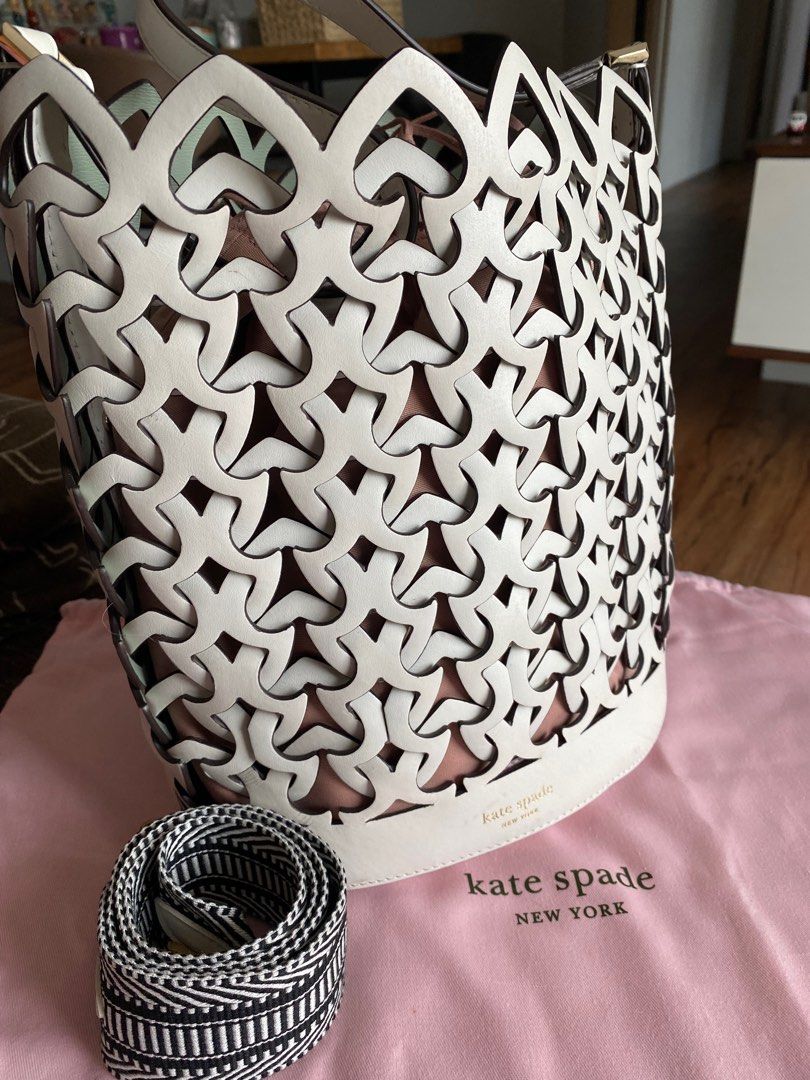 Kate Spade Dorie Bucket Bag medium