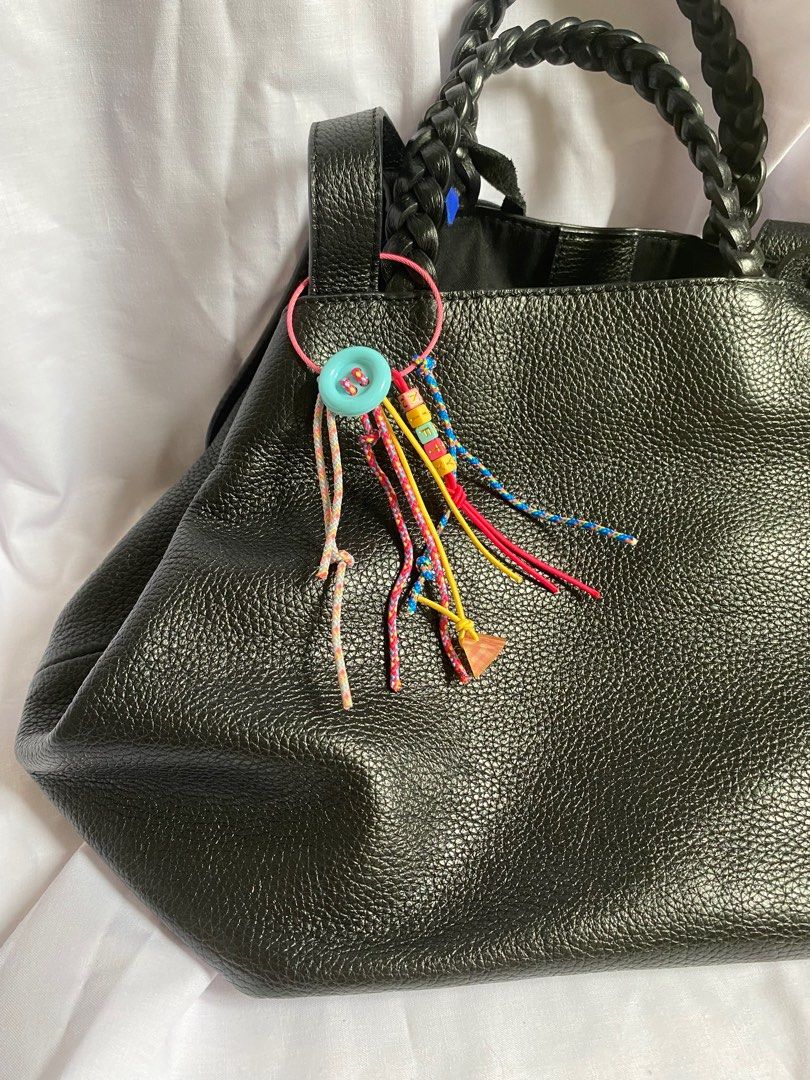 DIY Tassel Key Chain bag Charms  Diy tassel, Tassel keychain, Tassels