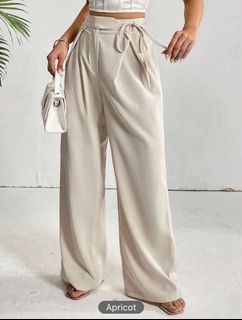 (Category: ) located in . Submitted by tuck.closet (Listing ID 1253497271, Image 1). Description: .