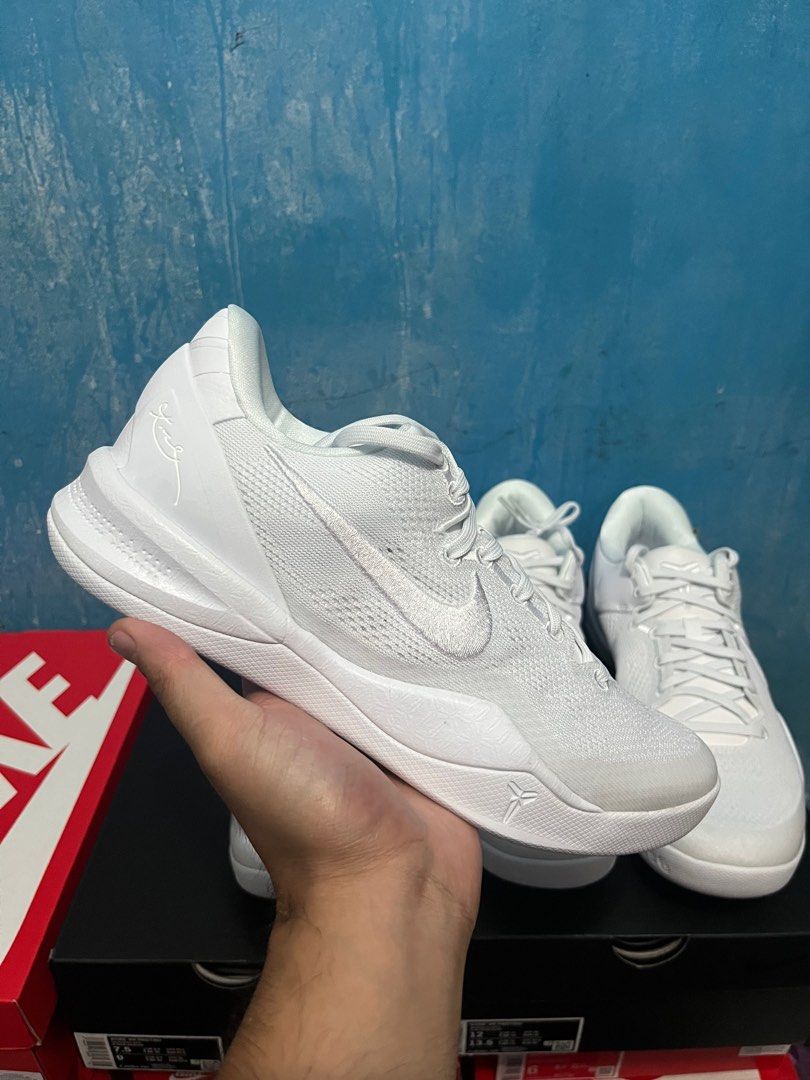 Wt kobe store 8