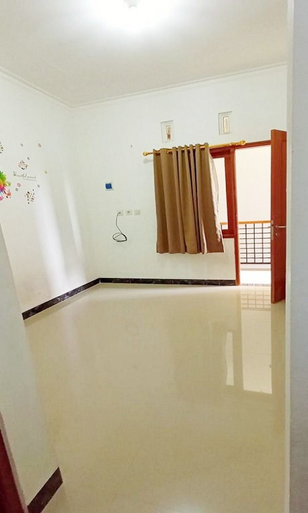 kost_di_duri_kosambi_jakarta_b_1694060370_9ad0fd1a_progressive
