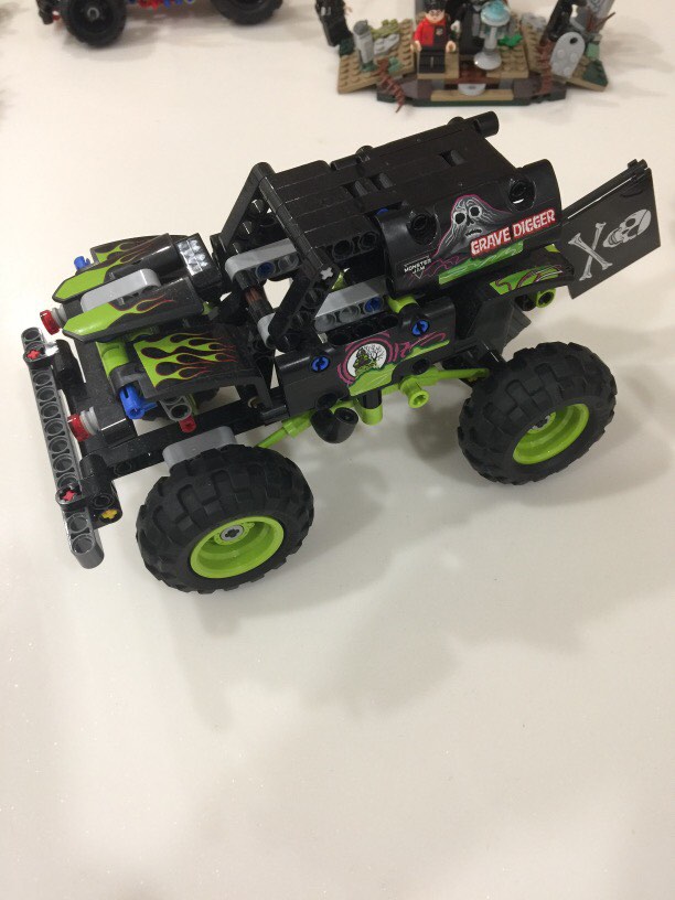 42118 monster clearance jam grave digger