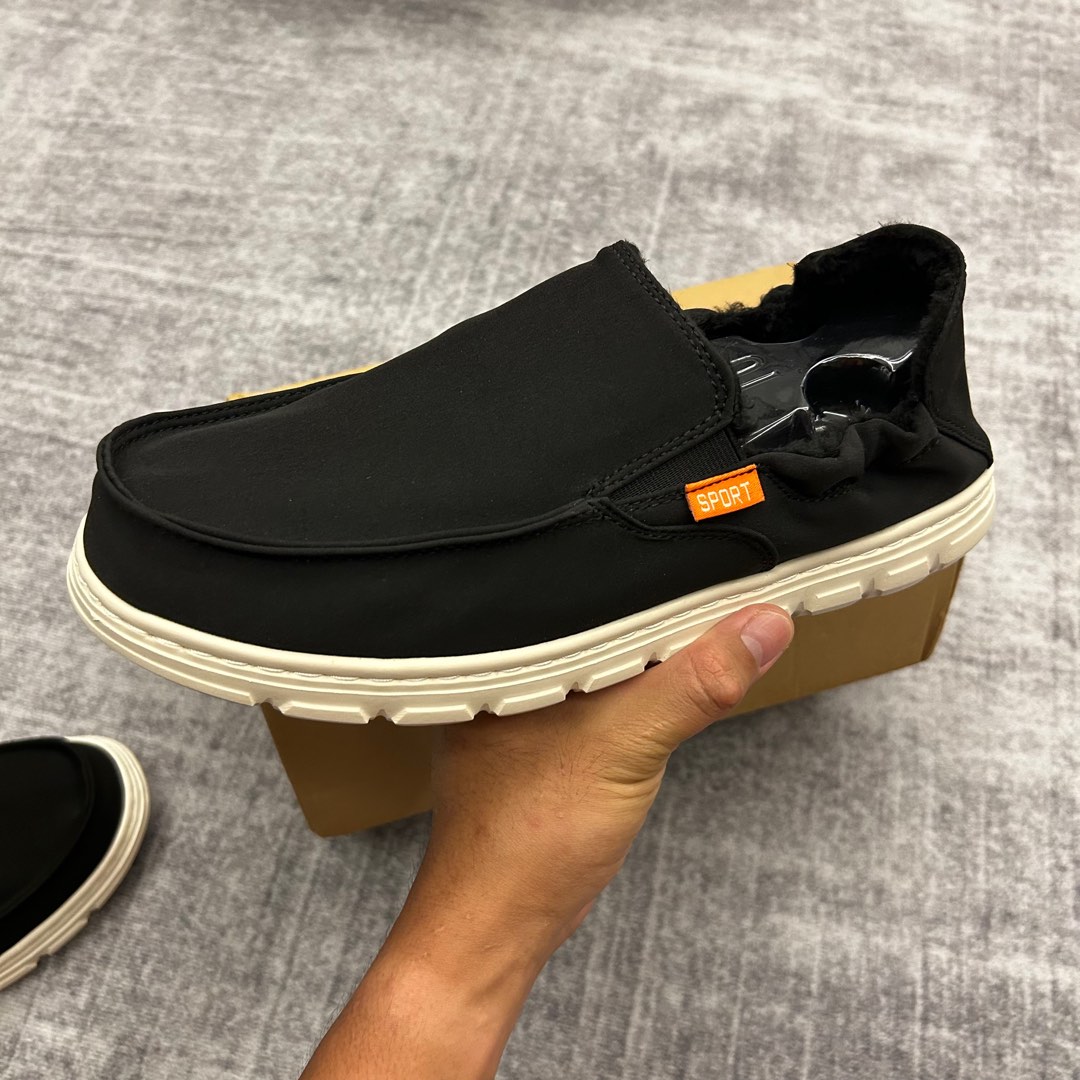 BNIB LENIU Men Slip Ins Canvas Flex Shoe Men s Fashion Footwear