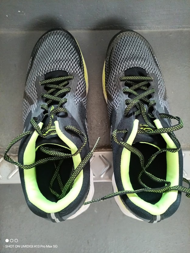 Mizuno running decathlon hotsell