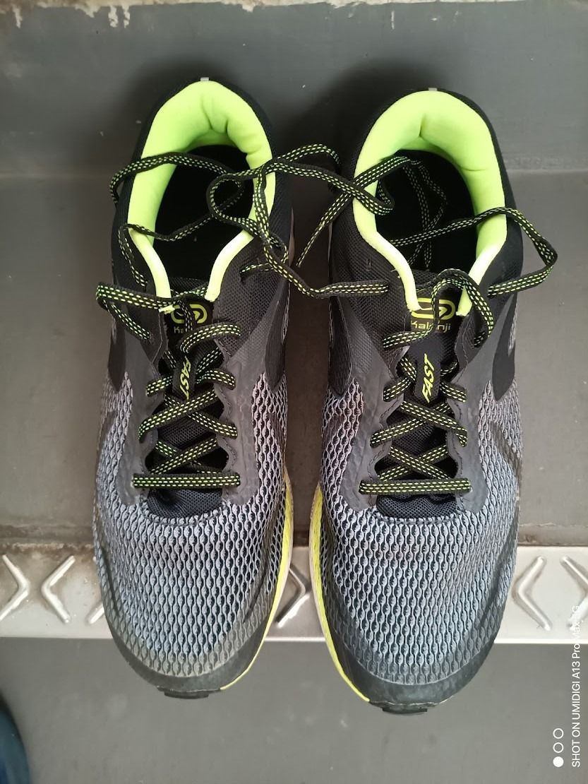 Like New Decathlon Kiprun Fast running shoe size EU42 UK 8 US 9