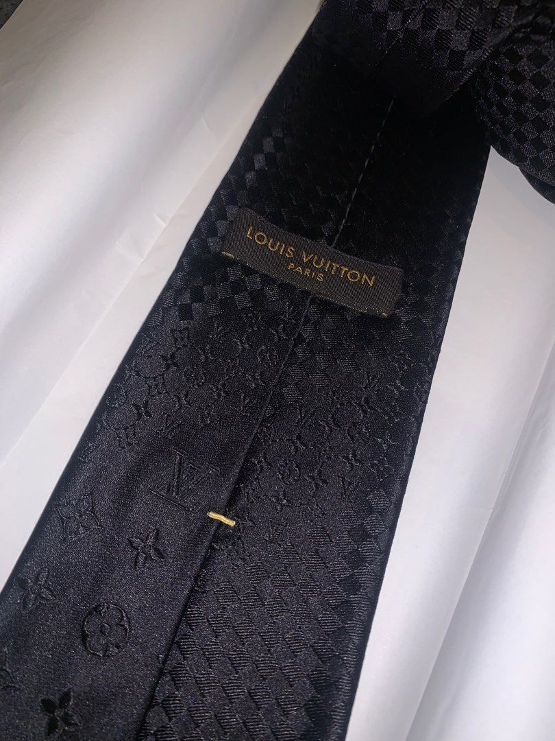 Louis Vuitton Monogram Gradient Tie Navy Silk