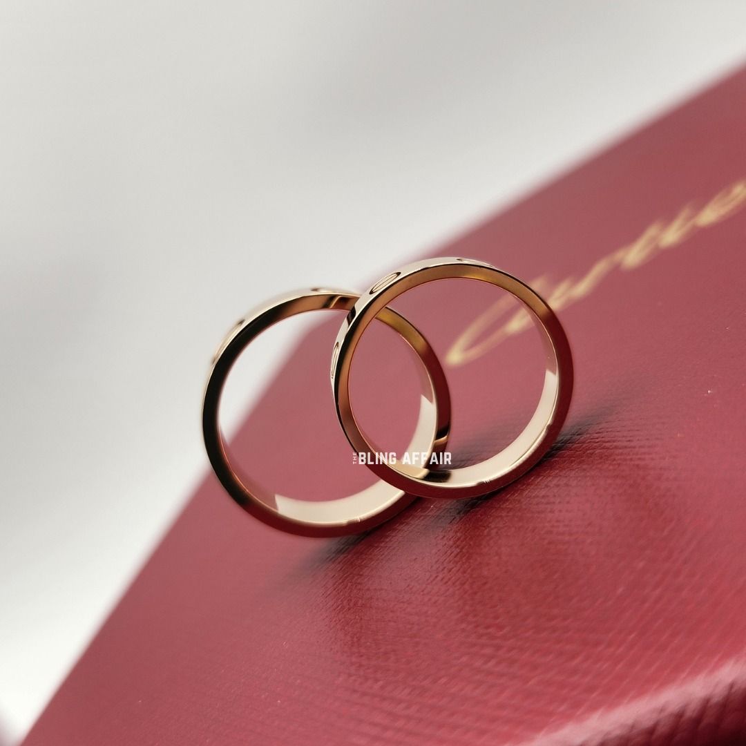 Wedding gold couple rings top