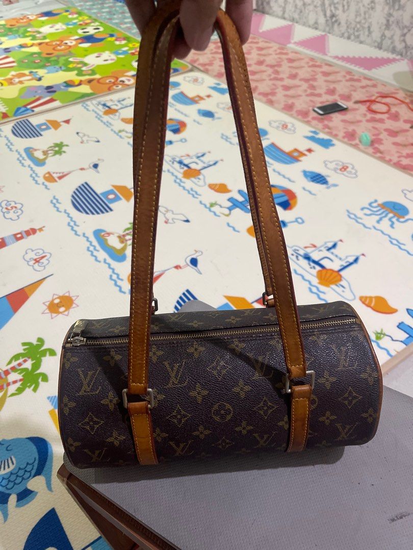 Louis Vuitton Vernis Malibu Street Shoulder Bag, Luxury, Bags & Wallets on  Carousell