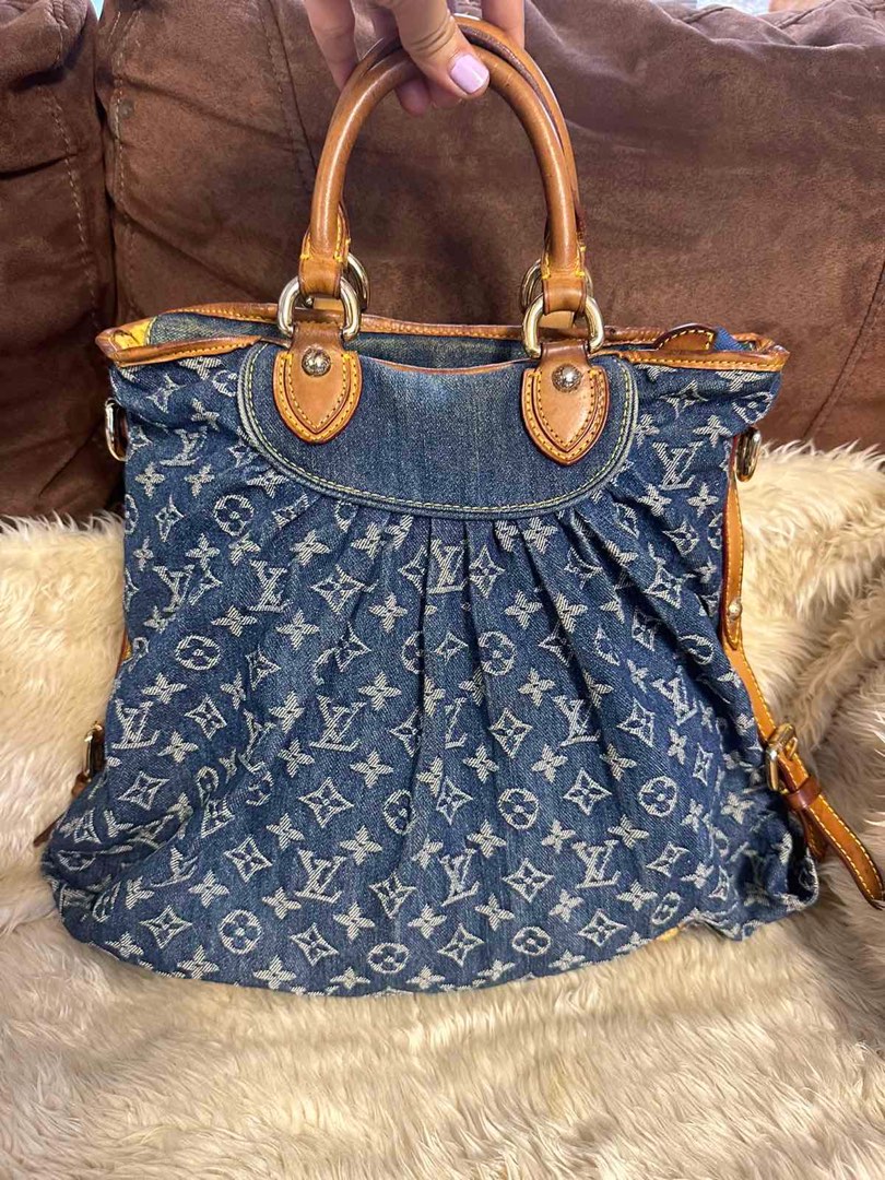 💯%Authentic Louis Vuitton Denim Jeans Fabric Limited Edition Shoulder Bag,  Luxury, Bags & Wallets on Carousell