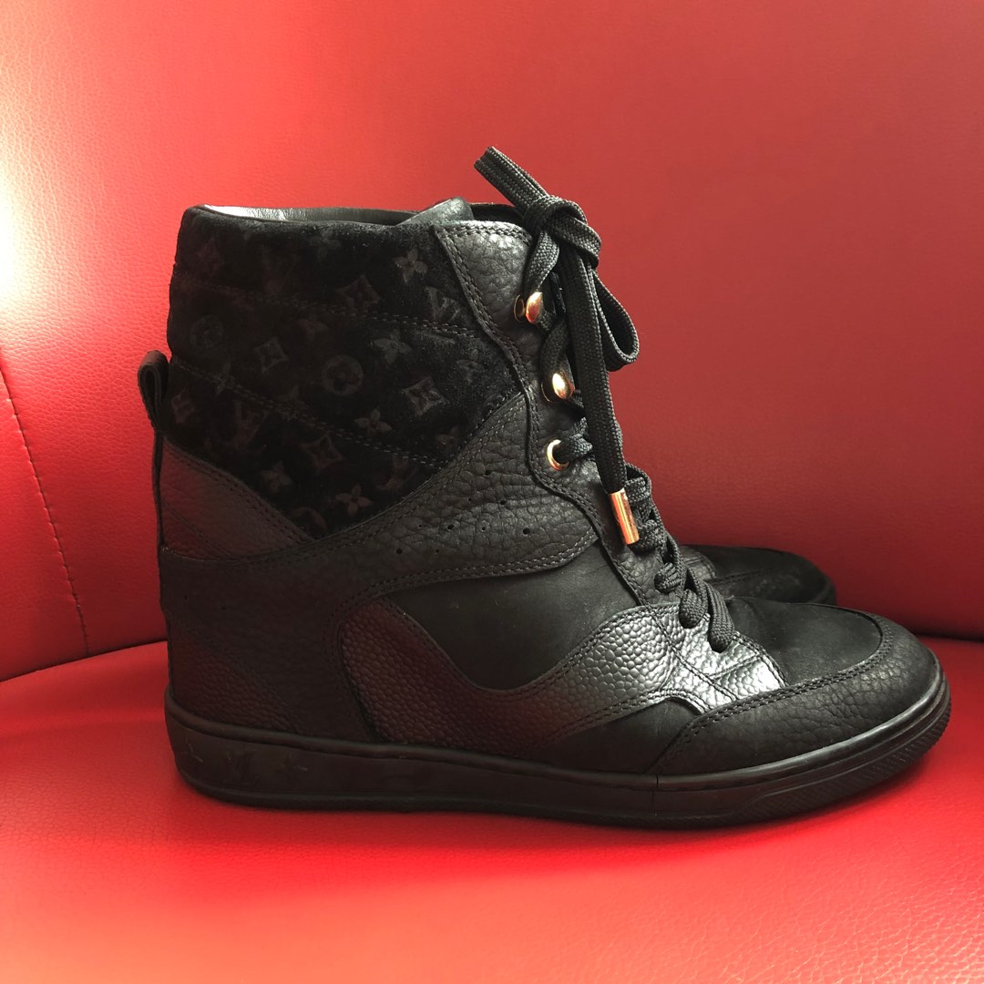 Louis Vuitton Oberkampf Boots, Luxury, Sneakers & Footwear on Carousell