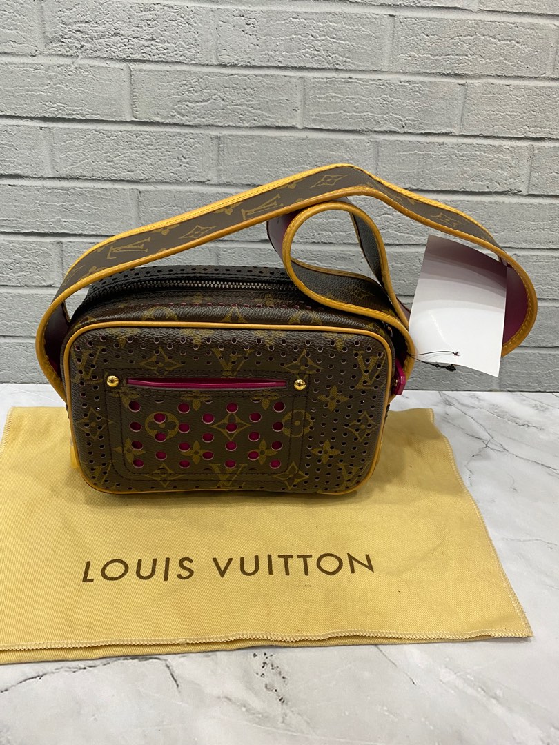Louis Vuitton LV GHW Pochette Troca 2way Shoulder Bag Lambskin