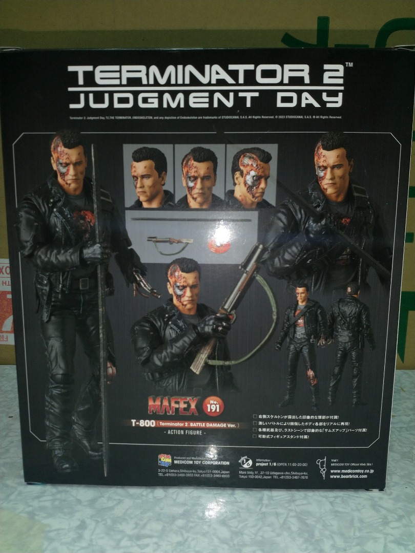 Medicom Mafex toy T2 ,T800 battle damage Ver., 興趣及遊戲, 玩具 