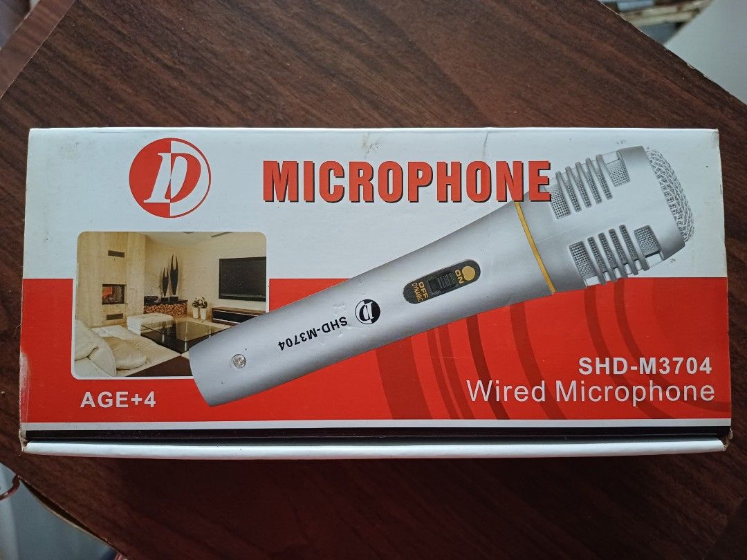 [Mic] Wired Microphone (Category: Microphones) located in Marikina City. Submitted by uniqnax (Listing ID 1253412230, Image 1). Description: *brand new* Perfect for videoke/karaoke systems..