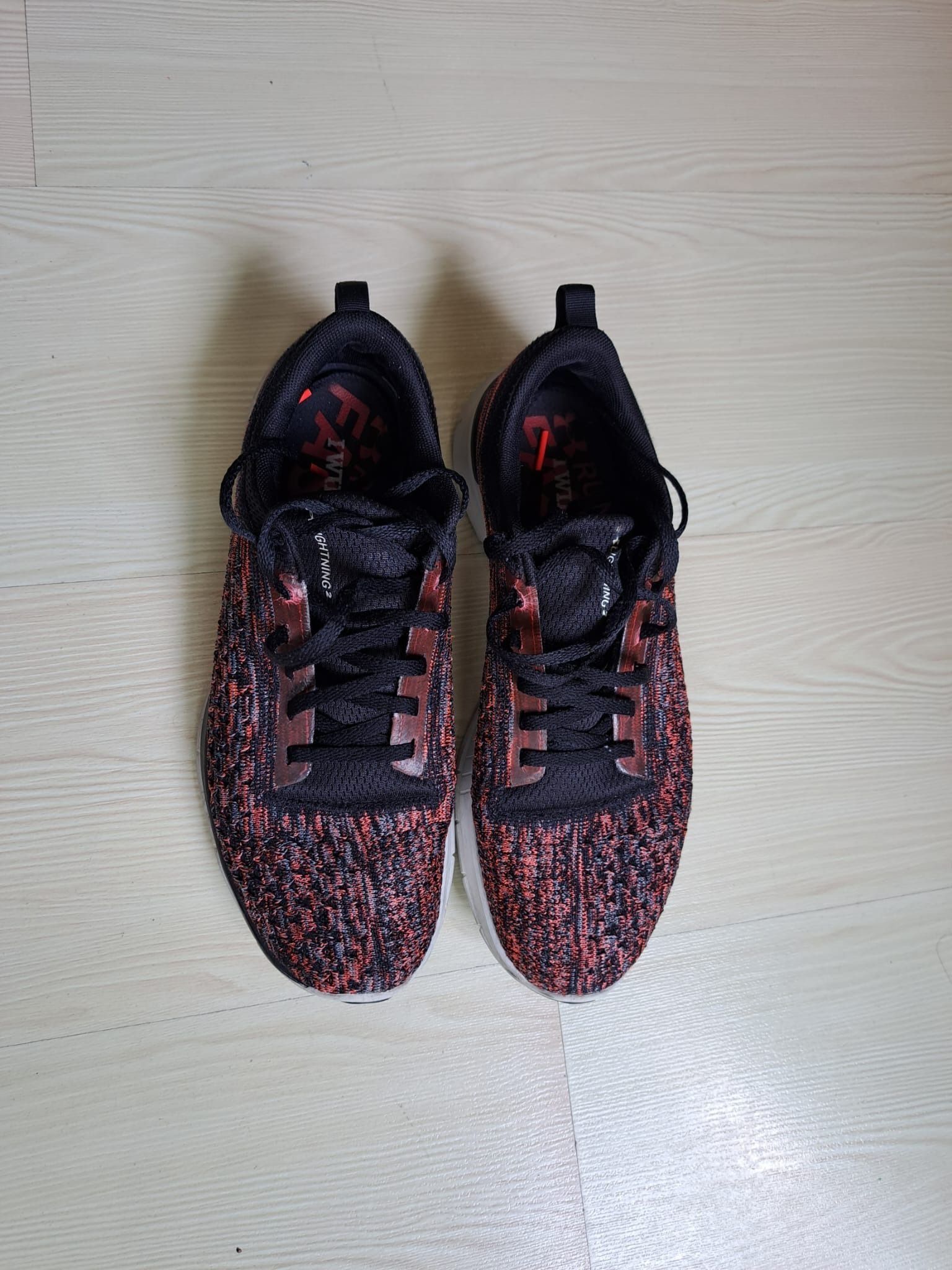Under armour running shoes clearance 2025