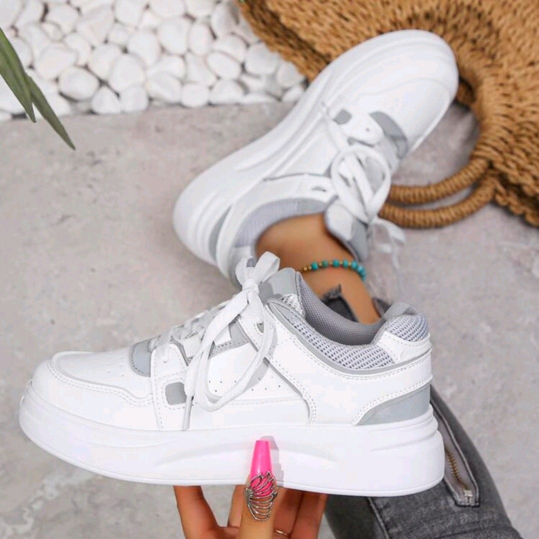 White shoes hotsell new style