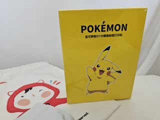 全新未開封，NIIMBOT 精臣D110 Pokemon 比卡超超輕迷你便攜新款熱敏打印標籤機，

送純白色20x30 mm熱敏標籤貼紙一卷，
隨時打印小貼紙