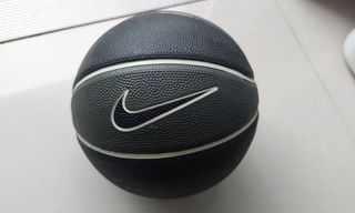 Nike 小童籃球