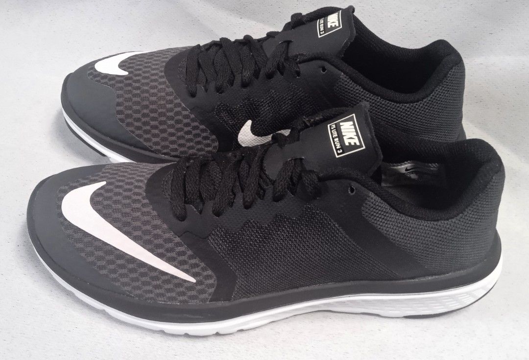 Nike fs lite run store 3 womens black and white