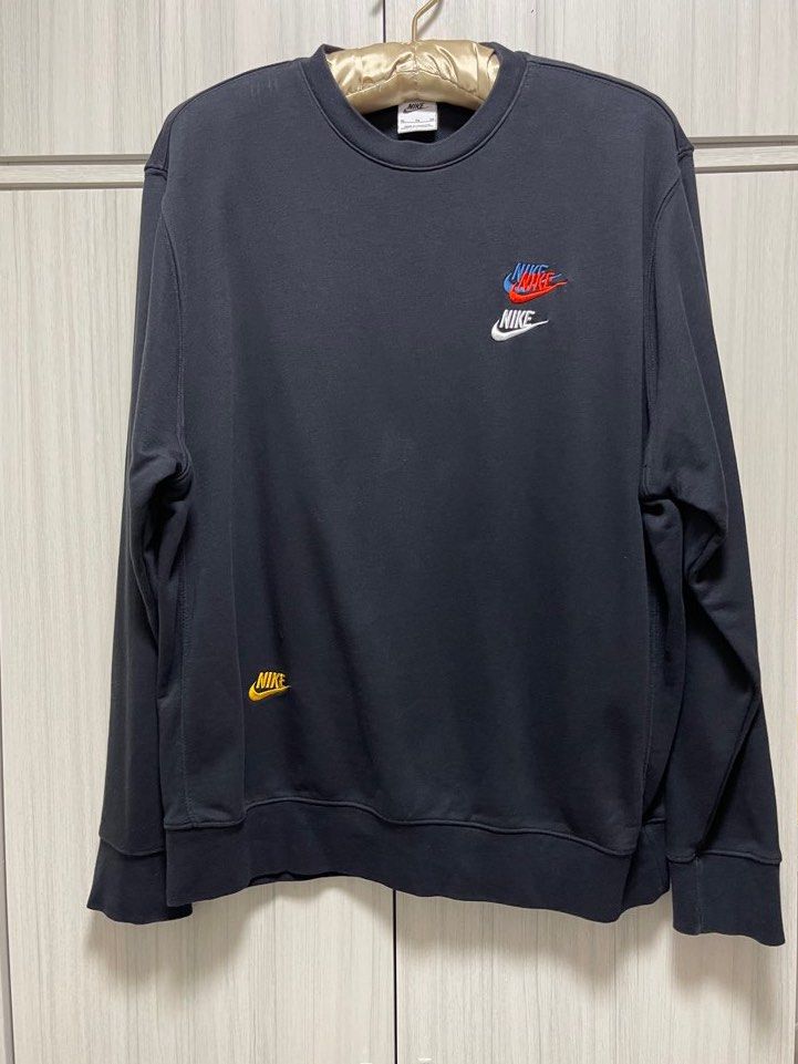 NIKE Multiswoosh pullover sweater, Men's Fashion, Tops u0026 Sets, Hoodies on  Carousell
