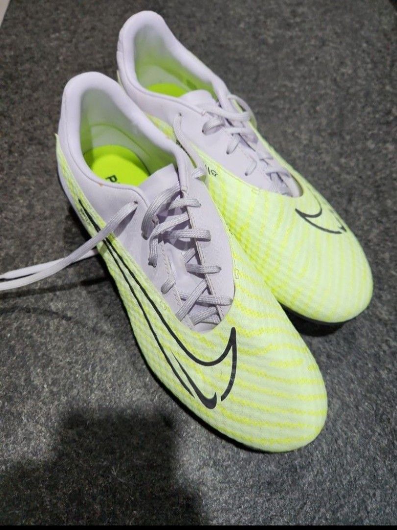 nike phantom boots