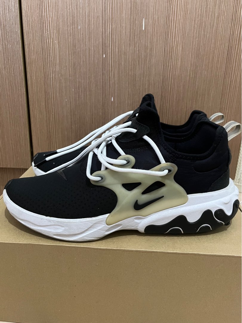 nike epic react vs brooks ghost