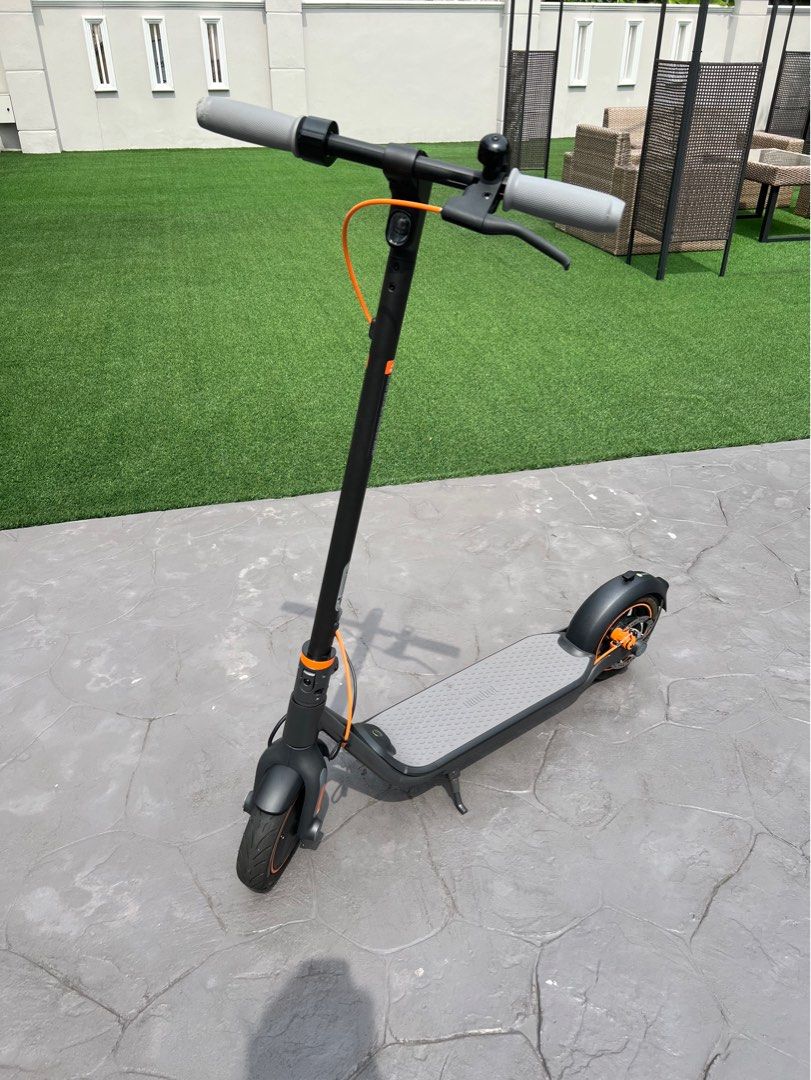 Ninebot scooter, Hobbies & Toys, Toys & Games on Carousell