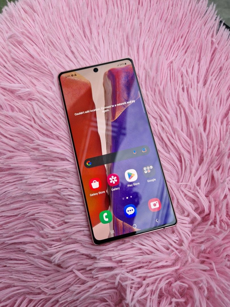 Note 20 (Category: Samsung) located in Quezon City. Submitted by mubrogadgets (Listing ID 1253465599, Image 1). Description: SAMSUNG NOTE 20 5g (Not ultra) No issue/No amoled burn No history of repair Super good for gaming super linaw ng display May pro video and poltrait video -good sa gaming/super high quality display🎮🕹 ✅️5g ✅️256gb rom ✅️8gb ram👍 -Chipset Exynos 990 (7 nm+) -Octa-core -GPU Mali-G77 MP11 -Android 11, One UI 3.0 -Card slot mi