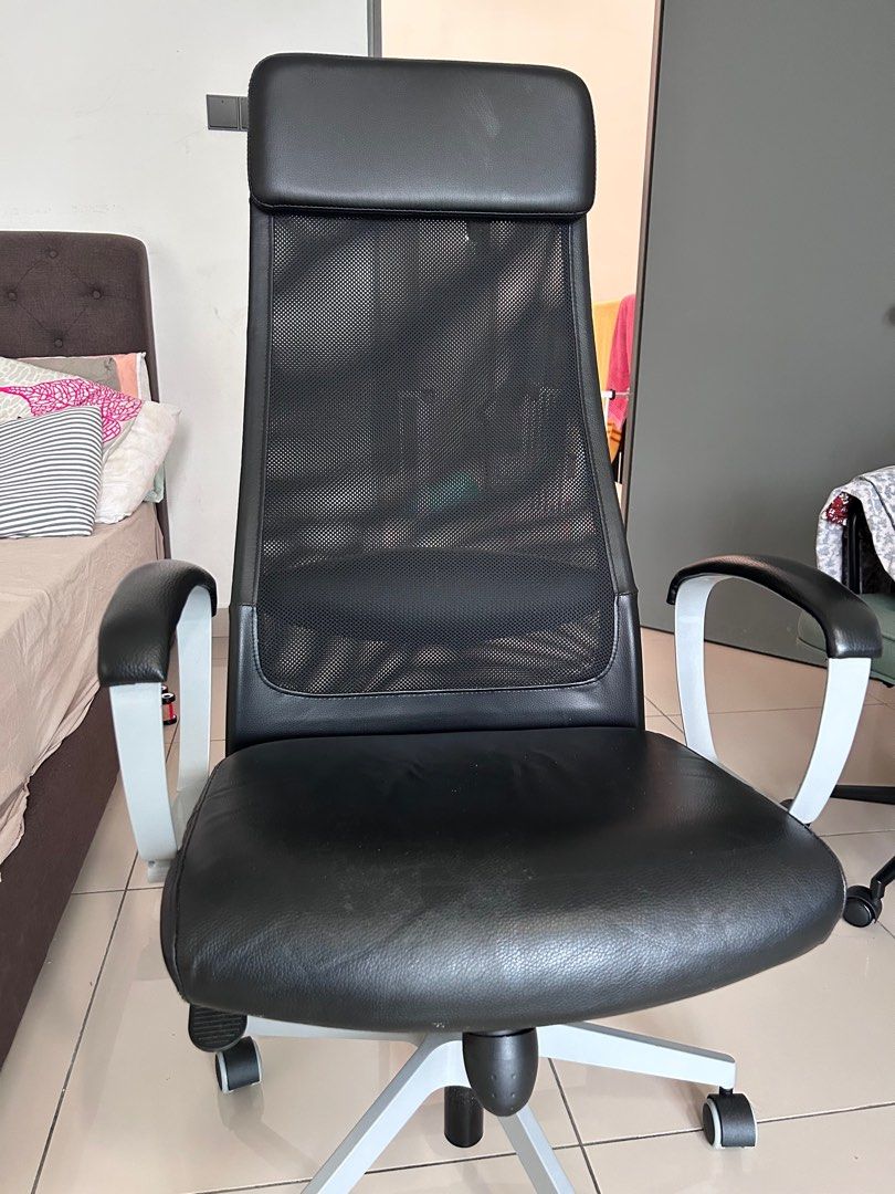 Ikea markus on sale leather