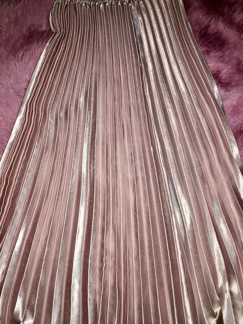 Gold pleated deals skirt primark