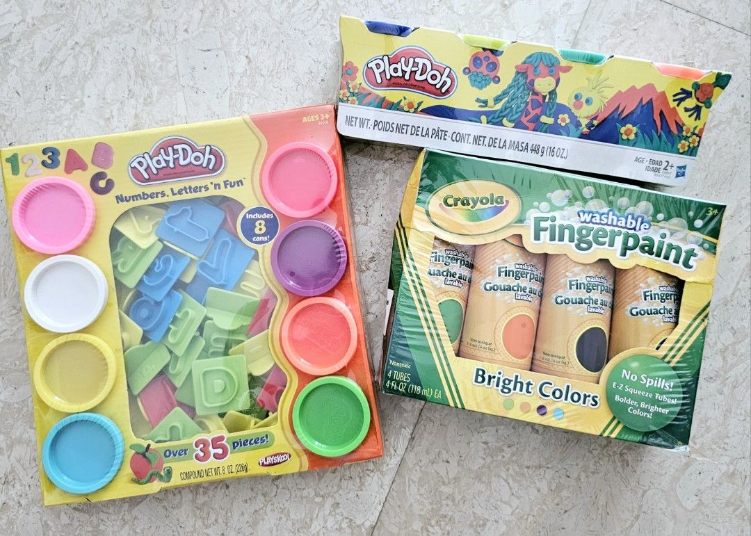 Play Doh and Crayola Fingerpaint Set, Hobbies & Toys, Toys & Games on