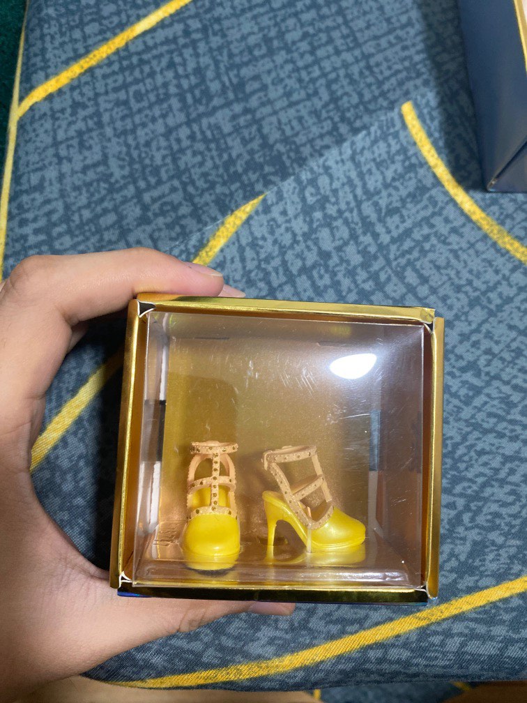 Rainbow High Sheryl Meyer Doll Clothes, Hobbies & Toys, Toys & Games on