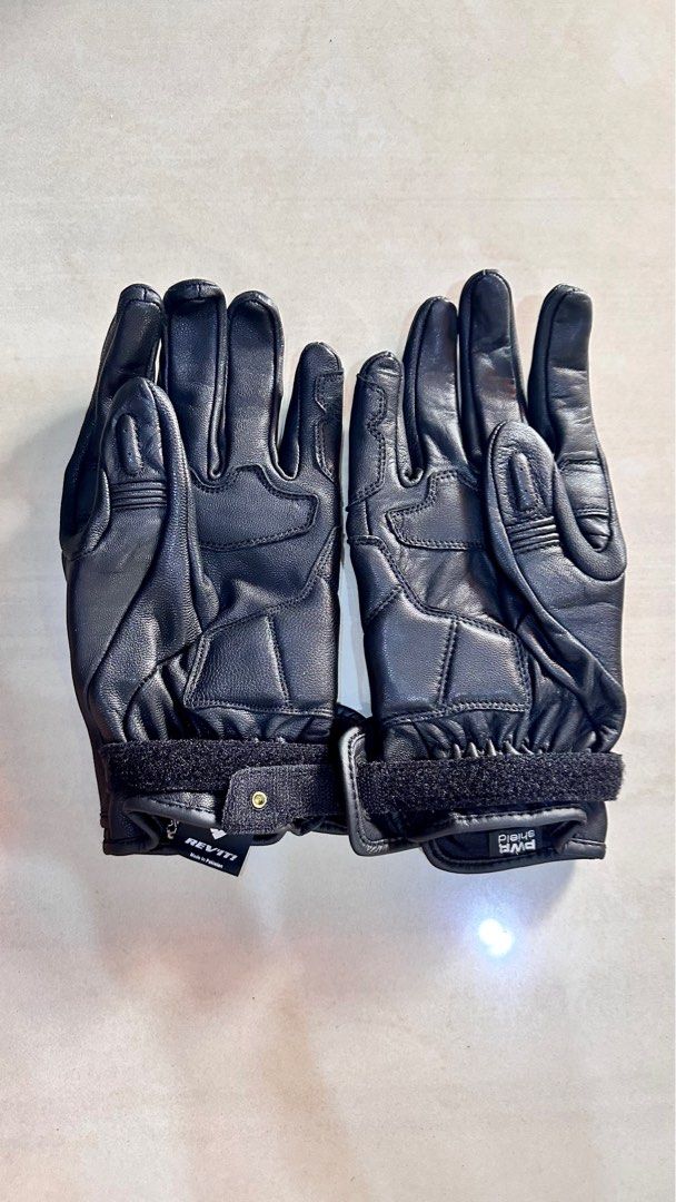 Revit hotsell motorcycle gloves
