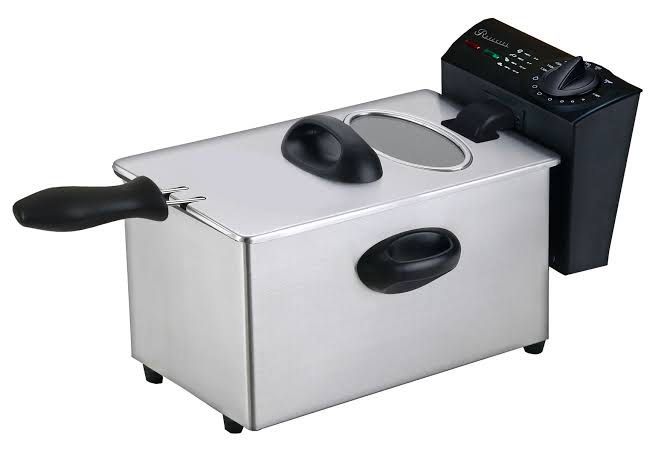 Rossetti Electric Deep Fryer (Category: Fryers) located in Manila. Submitted by houseofpucci (Listing ID 1253506510, Image 3). Description: * 3 liter capacity oil container * Boil dry protection with reset switch * With see through glass lid window *Foldable frying pan basket handle * With cord storage facility * Detachable parts and accessories for easy cleaning * Dimensions: 595×230×268mm *Voltage:230v a.c. 60Hz * Power 2000W * Weight 2.5kg.