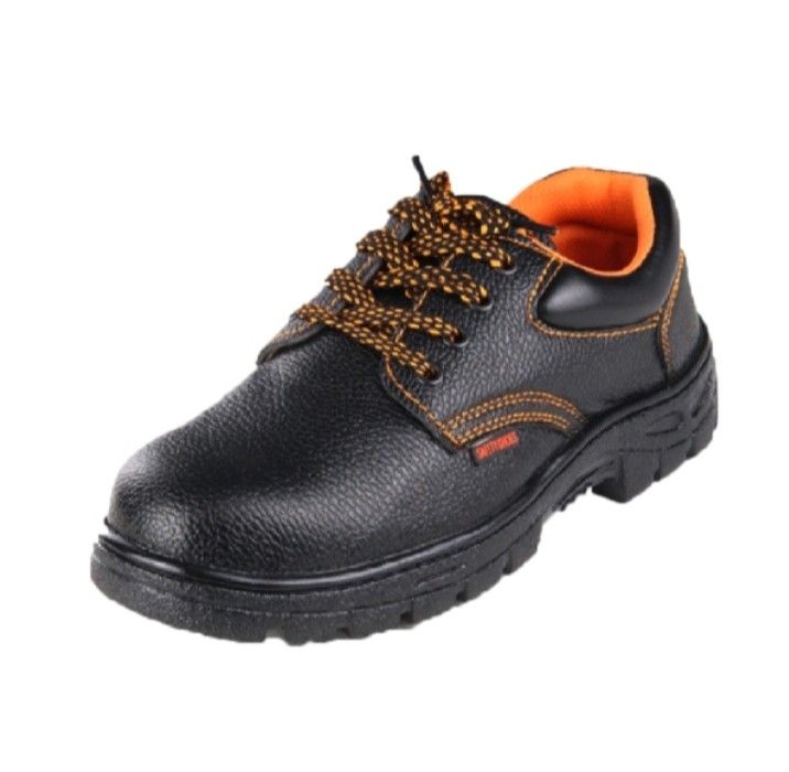 Safety boots low cut top