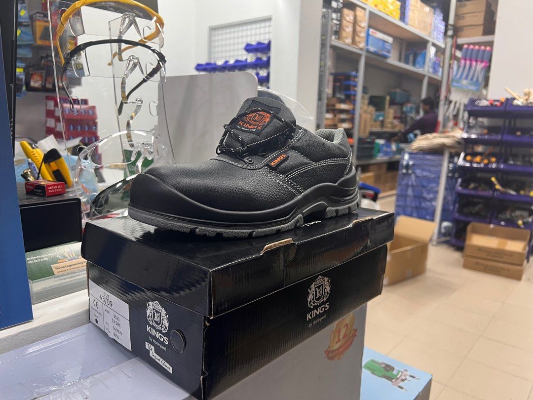 Kings safety on sale shoes store