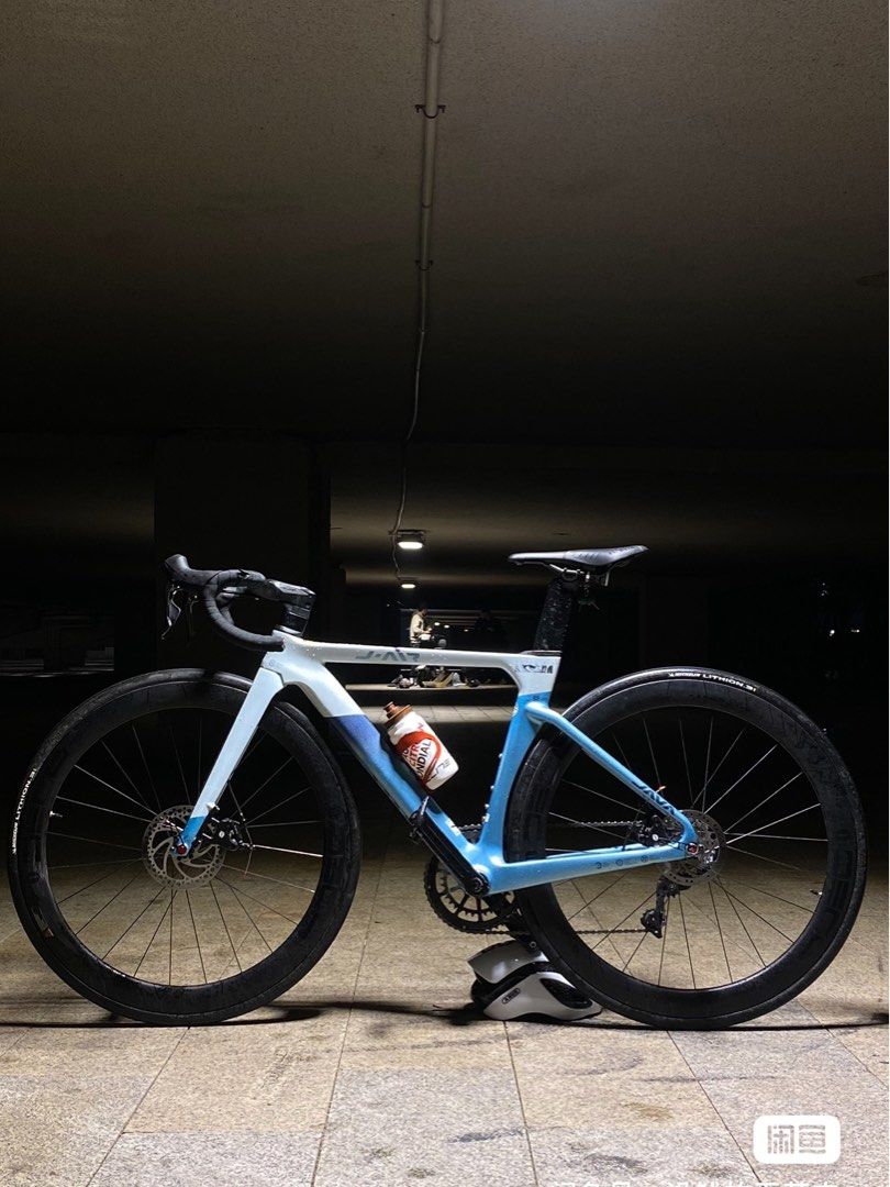 Selling fast New 2021 release Read description JAVA Jair FUOCO 2021 New release J AIR full carbon aero road bike Shimano 105 7000 With carbon wheels and full integrated carbon handlebar Sports Equipme...