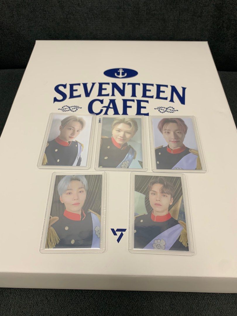 SEVENTEEN Cafe in Seoul tray & mat set + 5 pcs, Hobbies & Toys