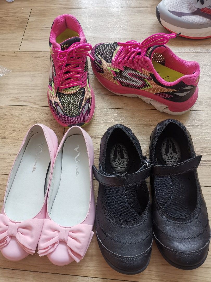 Skechers hush puppies Carousell