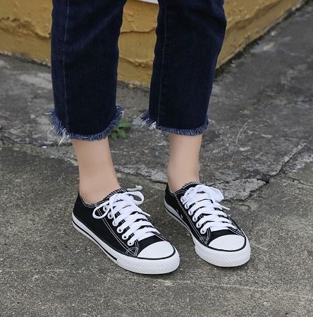 Sneakers SIZE 35 to 45 Canvas shoe Black white red Man Lady kid