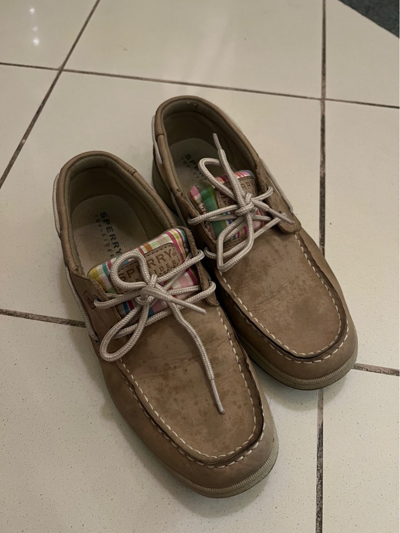 Sperry shoes branches top