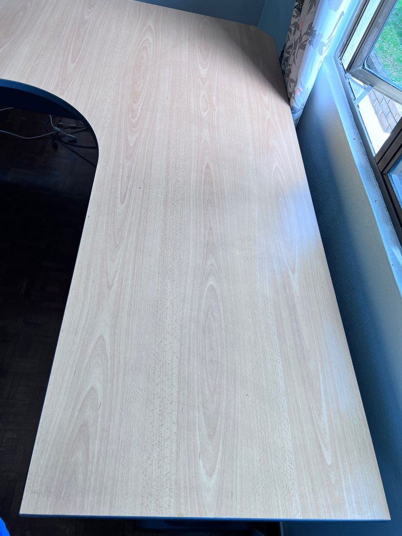 Table (Category: Tables & Sets) located in Petaling Jaya. Submitted by friyaydeals (Listing ID 1253415660, Image 3). Description: .