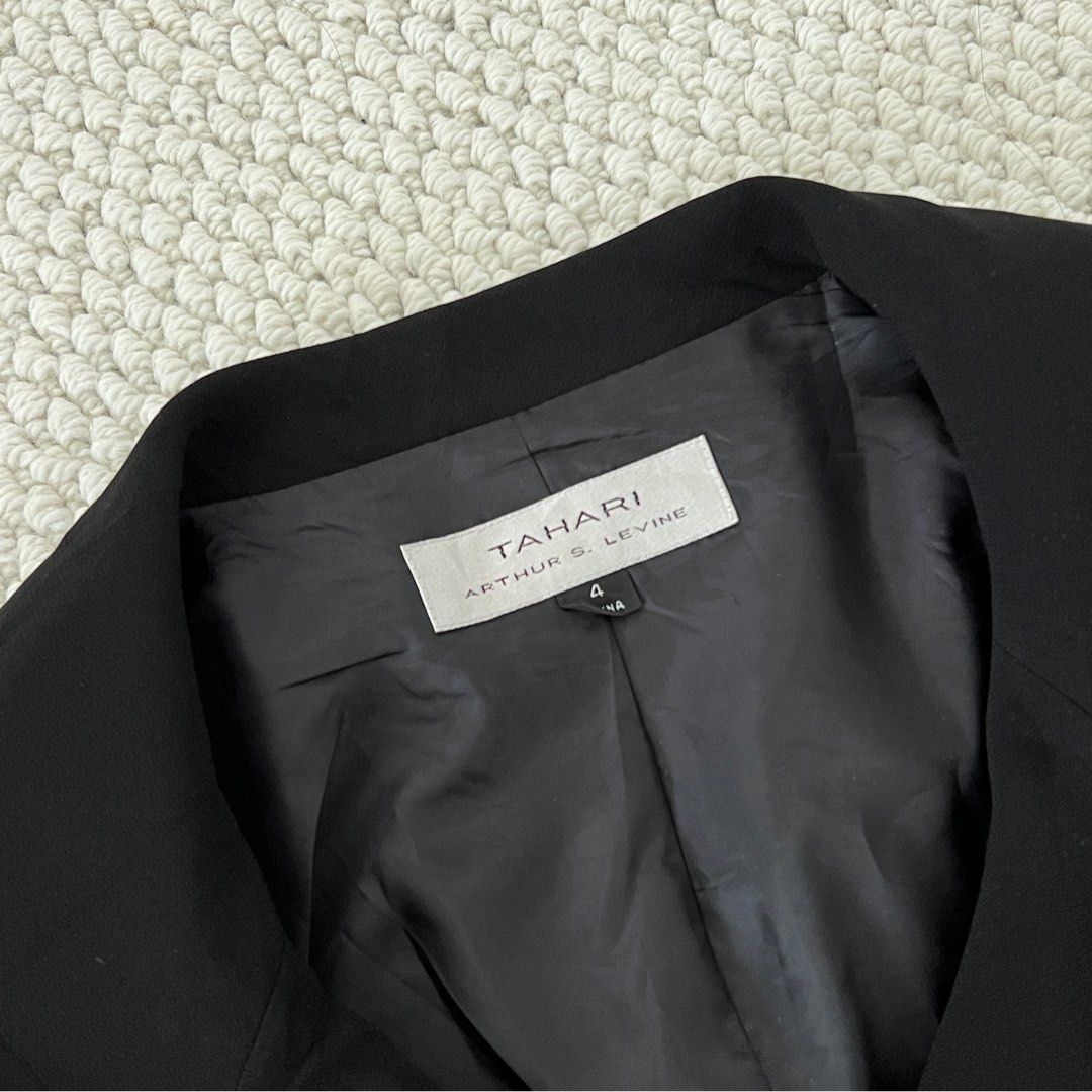 Tahari blazer Women s Fashion Coats Jackets and Outerwear on