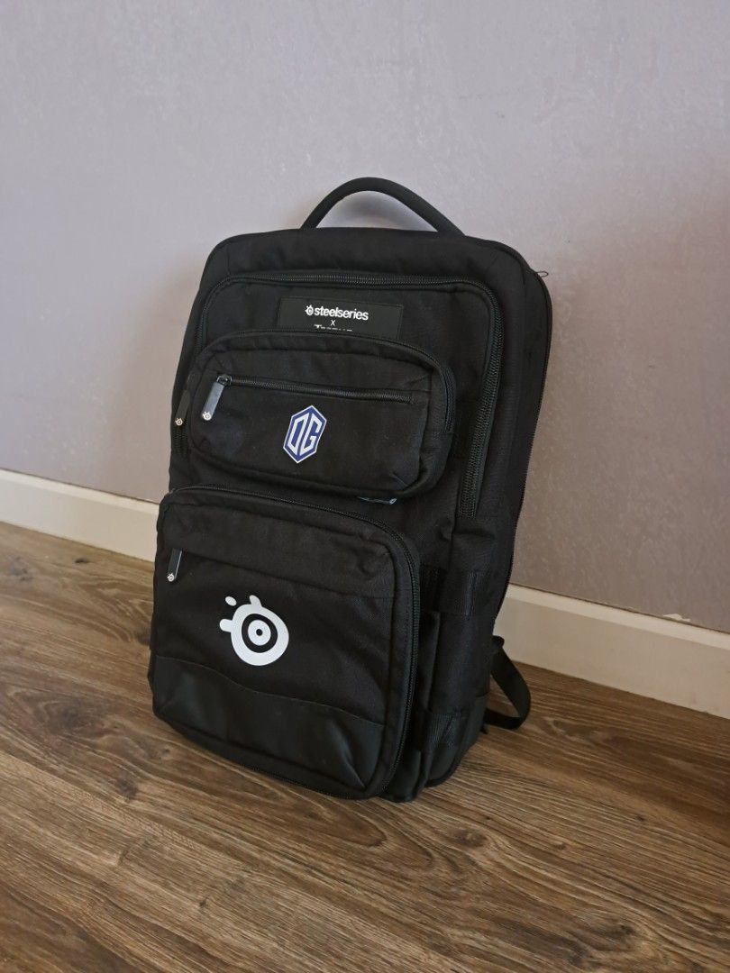 Targus SteelSeries Sniper 17.3 Backpack Men s Fashion Bags Backpacks on Carousell